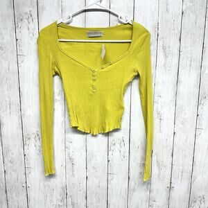 Urban Outfitters Top Women Size M Yellow Long Sleeve Cropped Summer Slim Fit